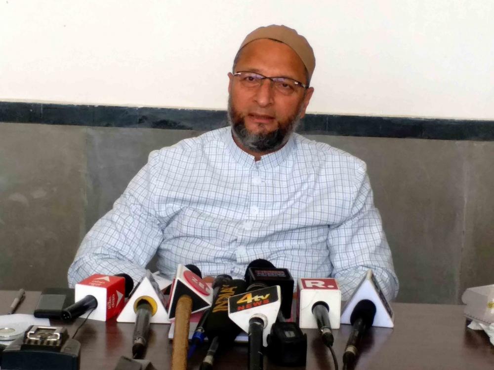 The Weekend Leader - Owaisi denied permission to meet ex MP Atiq Ahmad in Guj jail